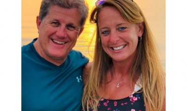 Your New Travel Guide. Kurt and Melissa Godwin Start Discovery Map of Southwest Florida