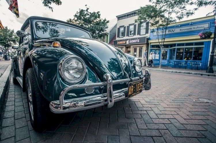 Your New Travel Guide. Mark Fullem is The New Owner of Discovery Map of Annapolis