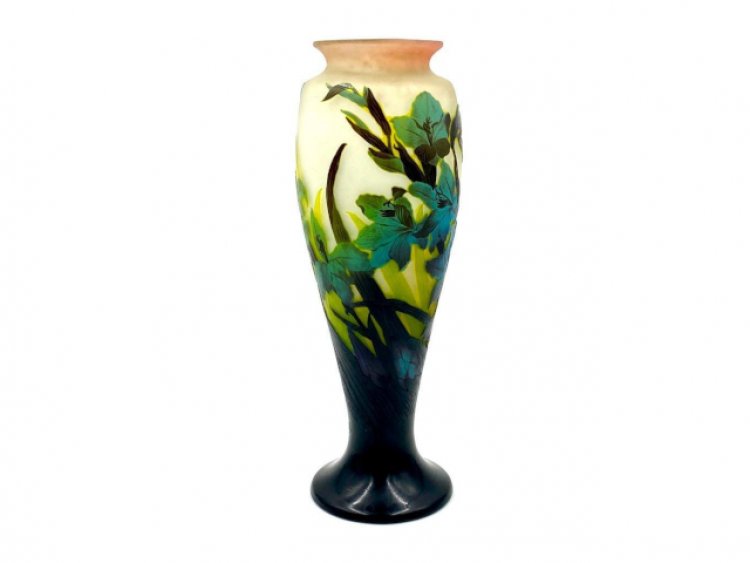 Gorgeous Galle Cameo Glass Vases Lead The Way in Neue Auctions' Online-Only Art & Antiques Auction held September 25th