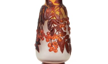 Beautiful Galle and Fenton Vases from The Jochimsen Collection do well at Woody Auction, October 23
