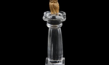 Woody Auction's Dec. 4th Sale Features Crown Milano, Steuben, Quezal, Durand, Tiffany, more