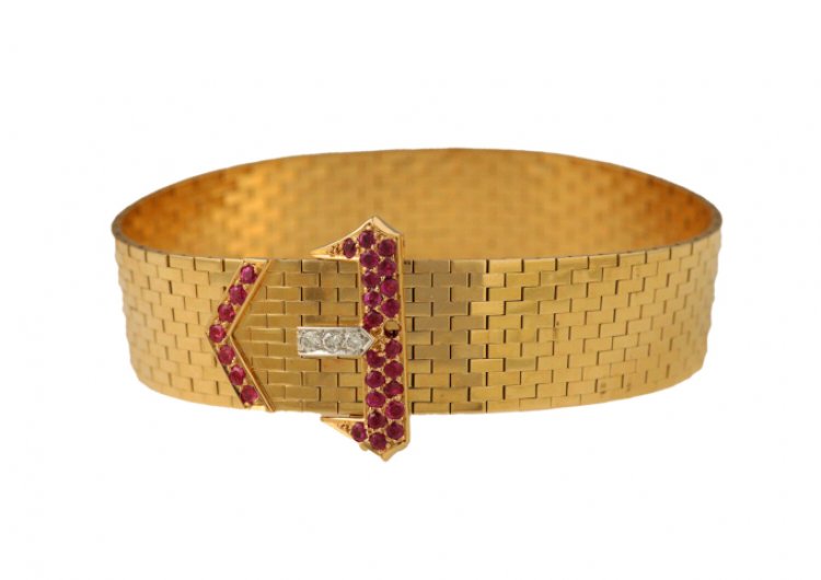 Nye & Company's Live-Online Holiday Chic and Antique Estate Treasures Auction is December 7th & 8th