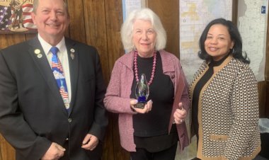 Illinois Department on Aging Honors Author Charlene Wexler with Induction to Senior Illinoisans Hall of Fame