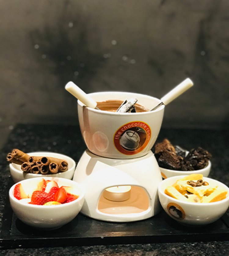 The Chocolate Room (TCR) Franchise - The Best Cake and Bakery Franchise in India