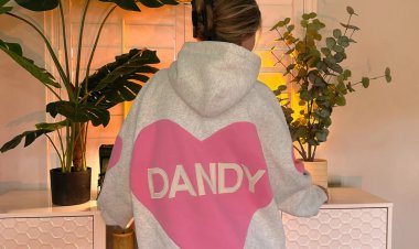 Dandy Signature Hoodie – Crafted for the Bold