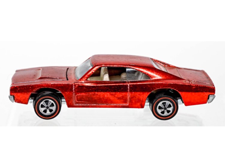 Grant Zahajko's December 4th Auction Features Hot Wheels Displays and Cars, Vintage Comic Books, Travel Posters, Guitars