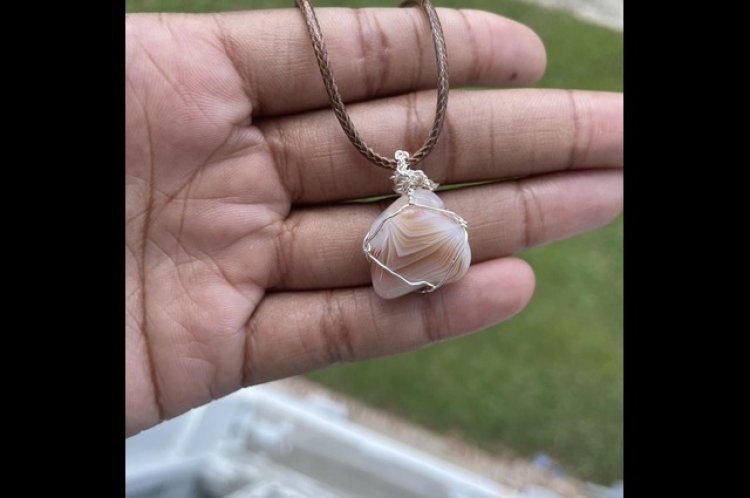 Agate Buying Guide for Value, Quality, and Crystal Clarity