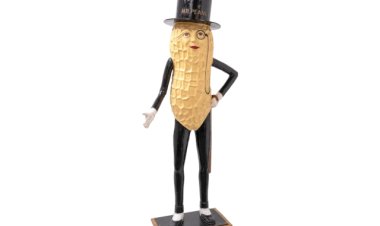 Top-Quality Items Realized $2.7 Million+ at Morphy's Dec 4-6 General Antiques & Advertising Auction in Las Vegas